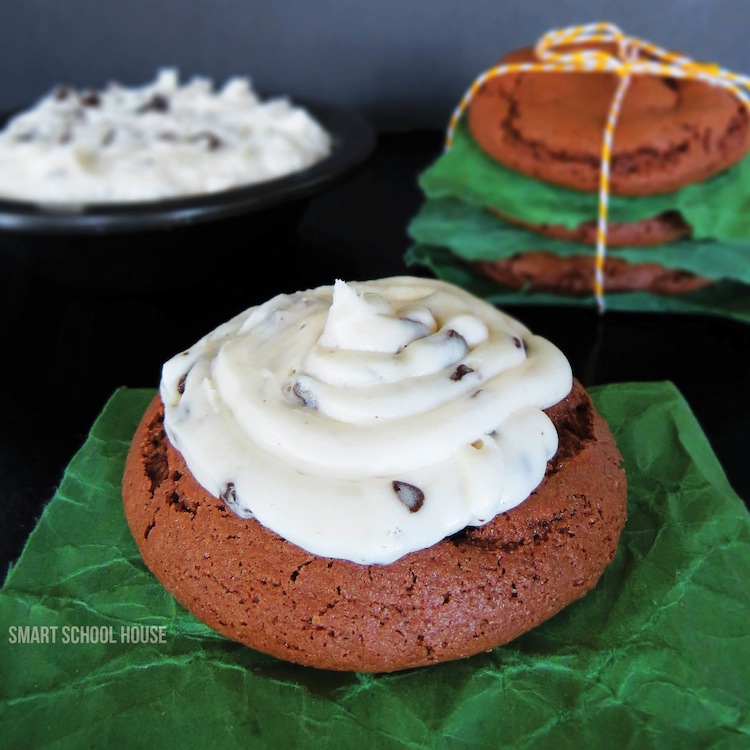 Chocolate Cookies with Peppermint Pattie Frosting